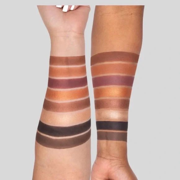OFRA COSMETICS PRO PALETTE - SASSY